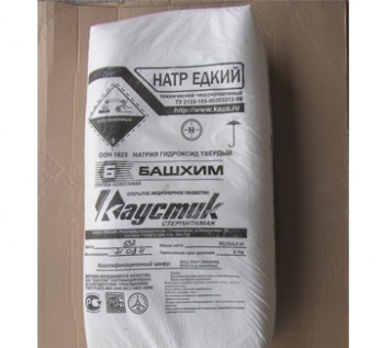 Сайт натр. Каустическая сода бск. Сода каустическая чешуированная. Этикетка каустическая сода. Сода каустическая чешуированная китай мешки 25 кг.