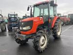 Трактор с/х Kubota SynerZ Series MZ65 модификация сельскохозяйственный трактор малый средний класс гв 2006 – 2009 кабина 4х4 наработка 4630 мч красный