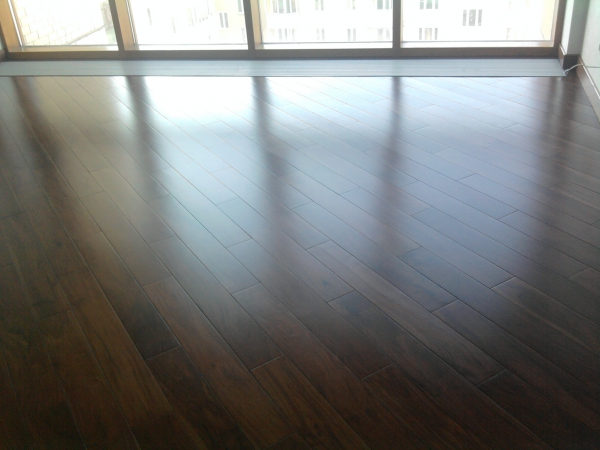 Укладка готовой массивной доски купить по цене 480 ₽ в Москве на ...