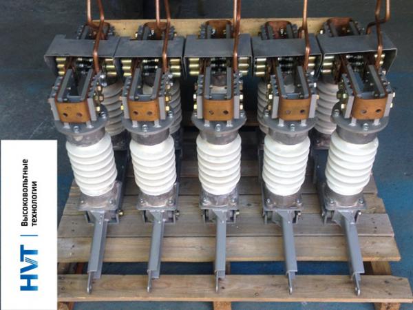 Разъединитель ркс 3 3 3000 пр 1у1. 3/3000. Секционный разъединитель контактной сети. Разъединитель ркс-3. 3/4000 ухл1.