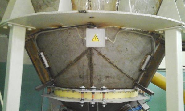 магнитно импульсная установка для очистки бункеров. электрическая схема магнито импульсной установки. промышленную магнитно-импульсную установку. магнитно импульсная установка. магнитно импульсная установка для очистки бункеров.