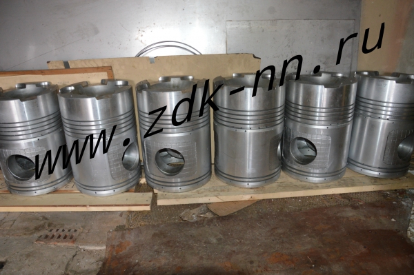 Поршень дизельного двигателя cummins. Поршень 186f. Поршень двигателя синтай 124. 04. Поршень двигателя экскаватор-погрузчик в877сдлг.