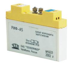 Большой коралловый риф в австралии. Риф барьер. Коралловый барьерный риф в австралии. Пассивный барьер искрозащиты. Коралловый риф мальдивы.