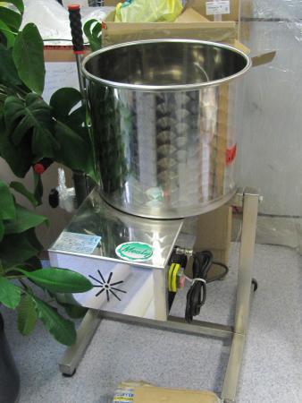 Месильная машина модель 120, 400 В купить в Москве на PromPortal.Su (ID ...