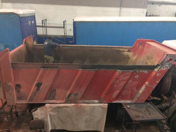 Ремонт покраска самосвала купить по цене 8000 ₽ в Казани на PromPortal ...