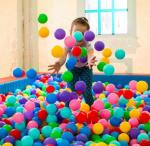 Сухие бассейны и цветные шарики