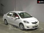 Автомобиль седан TOYOTA BELTA