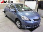Автомобиль седан TOYOTA BELTA