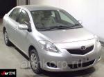 Автомобиль седан TOYOTA BELTA