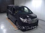 Автомобиль минивэн TOYOTA NOAH