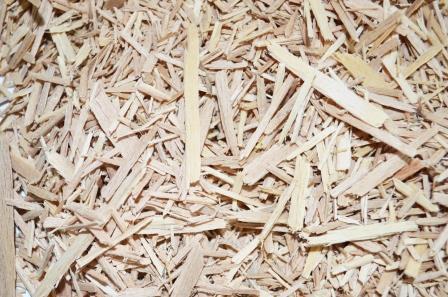 Копчение на березе. Березовые щепки. Отходы шпона. Древесная щепа. Щепа березовая.