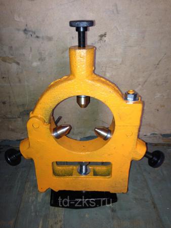 Подвижный люнет для токарного станка 16к20. Люнет неподвижный 16к20 (ф=20-150мм) литой, кулачковый. Люнет неподвижный 16к20. Люнет неподвижный 16к20 (ф=20-150мм) литой, кулачковый. Люнет токарный подвижный 16к20.