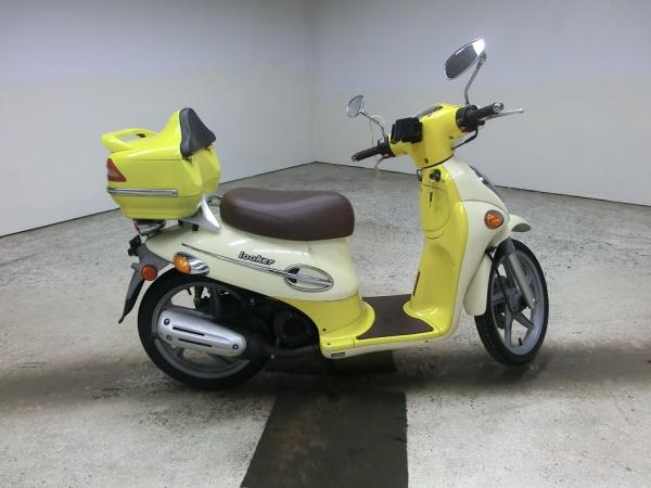 Скутер KYMCO LOOKER 50 кофр купить по цене 58000 ₽ в Екатеринбурге на ...