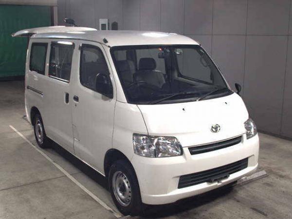 ������������ TOYOTA TOWN ACE