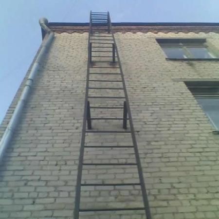 Стремянка СГ-34. 7 Стальная Серии 1. 450. 3-7. 94 Вертикальная.