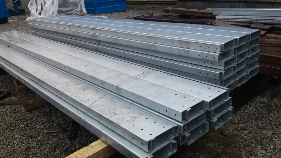 швеллер гнутый 100х50х3. швеллер №014у*11700. 3. швеллер нержавеющий 120х60х6х6 сталь: aisi 304. швеллер гнутый 120х60х4.