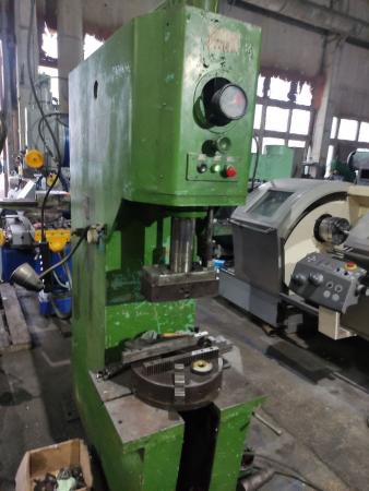 Станок токарный в гараж ТВ-125П купить по цене 90000 ₽ в Москве на ...