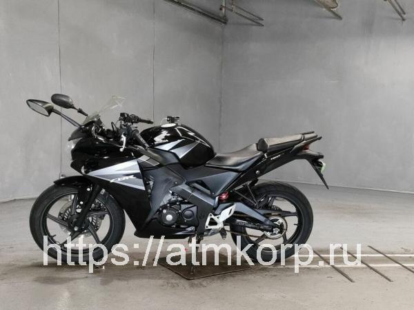 Обзор мотоцикла Honda CBR 150R 2011