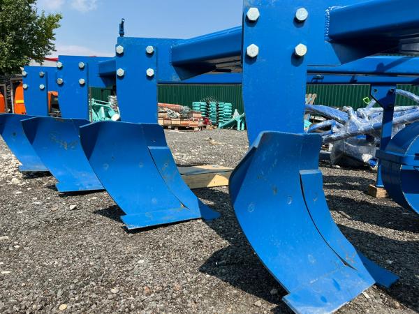 Агроспецтехника уфа. Плуг пску 5. Плуг 86 механический завод пск-5. Плуг пск 9. Пску это.