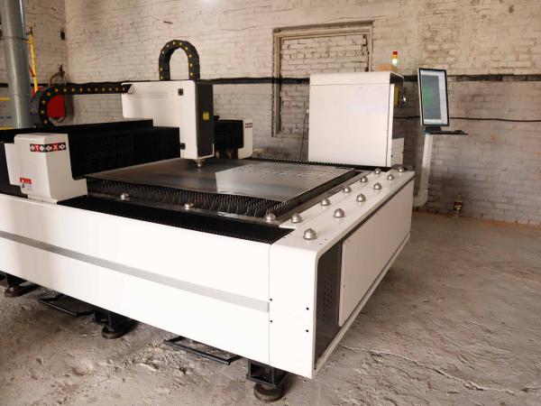 Станок ЧПУ для лазерной резки металла CNC laser metall cutter-2 ...