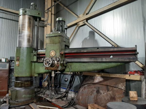 Продаем радиально сверлильный csepel rfh 100 в Краснодаре