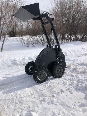 Мини экскаваторы EXPERT-X со сменными рабочими органами и погрузчики