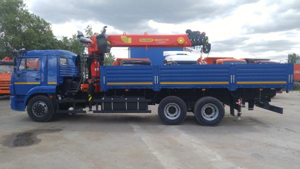 Бортовой КамАЗ-65117 с КМУ ИТ-150 купить по цене 11550000 ₽ в Санкт ...