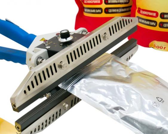 zapayschik-dlya-paketov-ruchnoy-dlya-ret