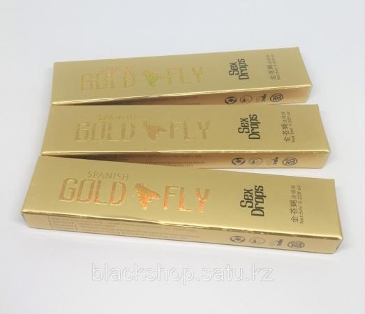 Pantiessiz issiqxonada etuk ayol