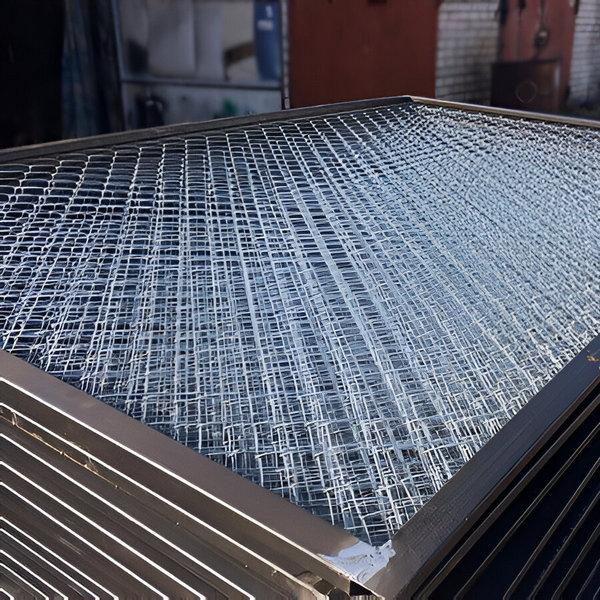 Сетка для забора(РАБИЦА, СЕКЦИОННЫЕ ЗАБОРНЫЕ СЕТКИ) Столбики для забора ...