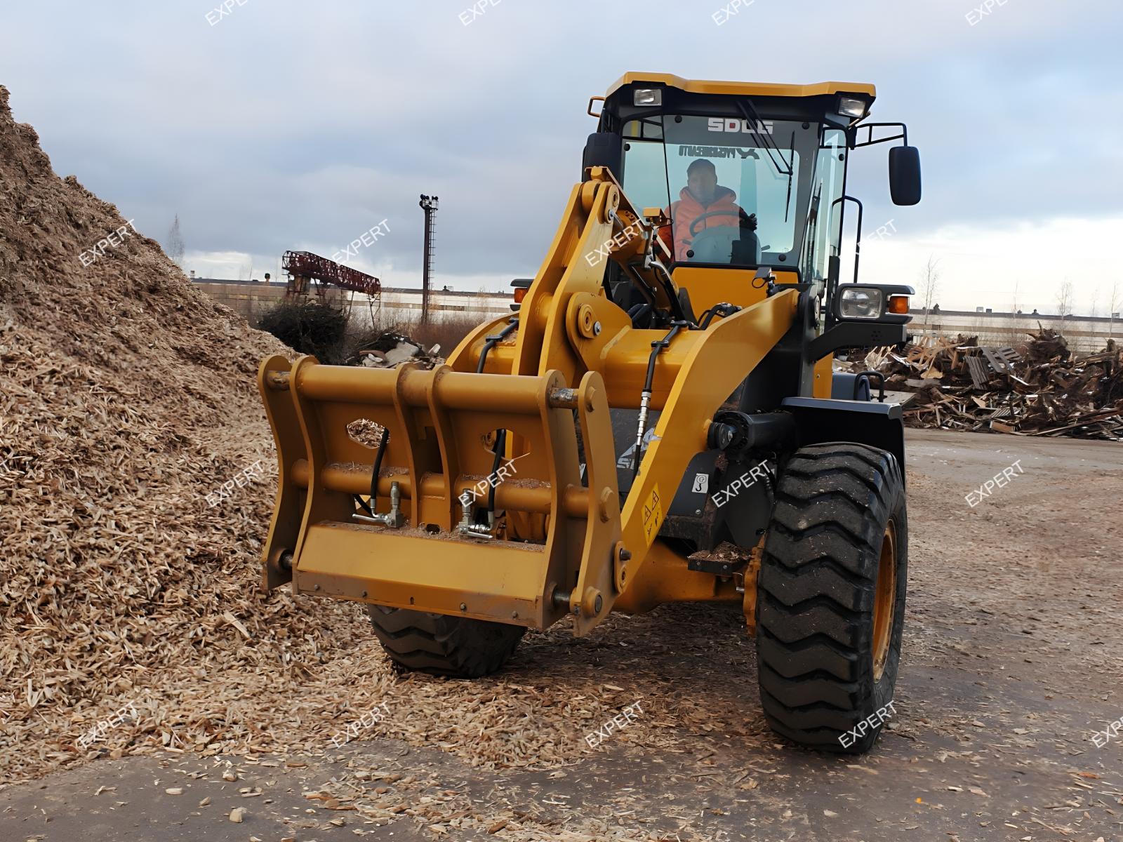 Быстросъём на фронтальный погрузчик Doosan