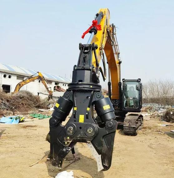 Гидравлические ножницы по металлу на Экскаватор JCB