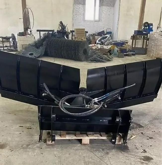 V-образный отвал на Экскаватор-погрузчик JCB