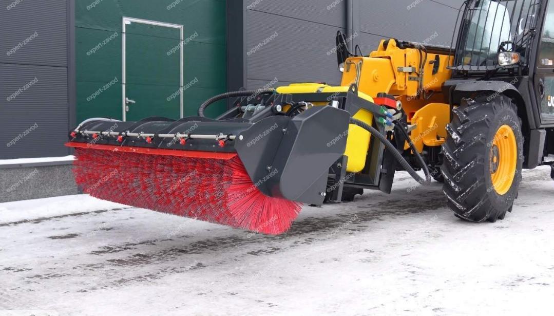 Щётка с баком на Телескопический погрузчик JCB