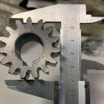 Шестерня #46 вала раскатки для тестораскатки-лапшерезки Foodatlas DZM-350(верхняя)