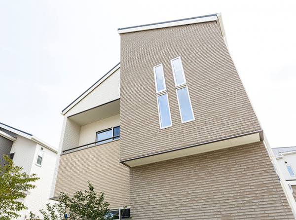 Отделка фасадов мраморной крошкой купить по цене 500 ₽ в Ростове-на ...