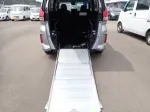 Freed и Freed Plus (+) и Freed Spike Honda автомобиль для пассажира инвалида колясочника с ограниченными возможностями