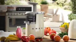 Соковыжималки SMEG.